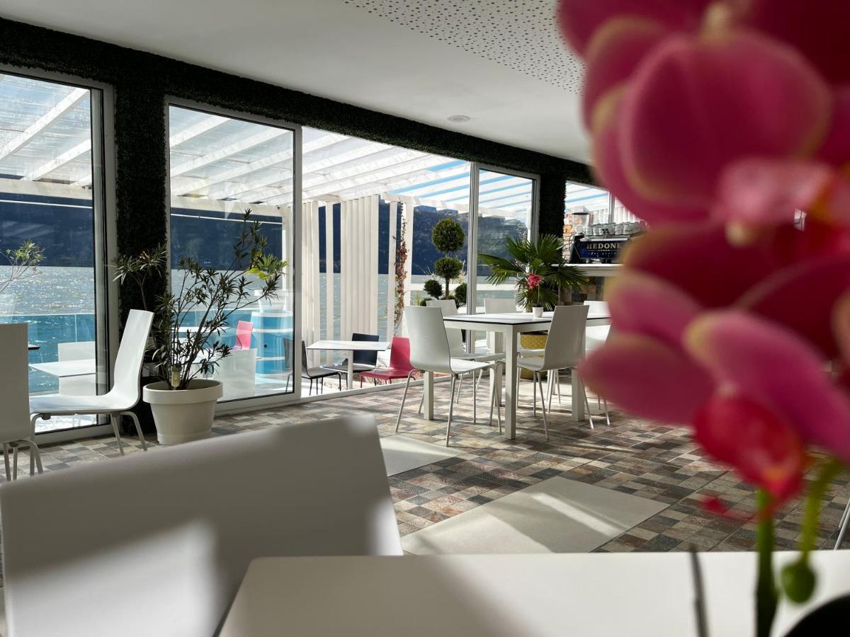 Riviera 990 - Resort & Restaurant Ieşelniţa Dış mekan fotoğraf