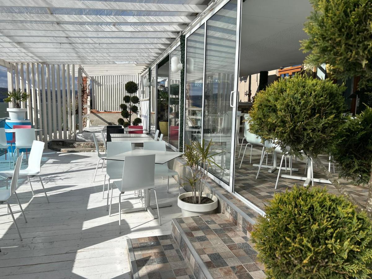 Riviera 990 - Resort & Restaurant Ieşelniţa Dış mekan fotoğraf