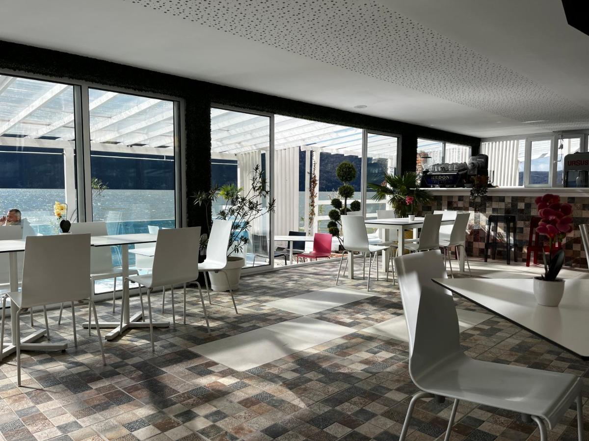 Riviera 990 - Resort & Restaurant Ieşelniţa Dış mekan fotoğraf