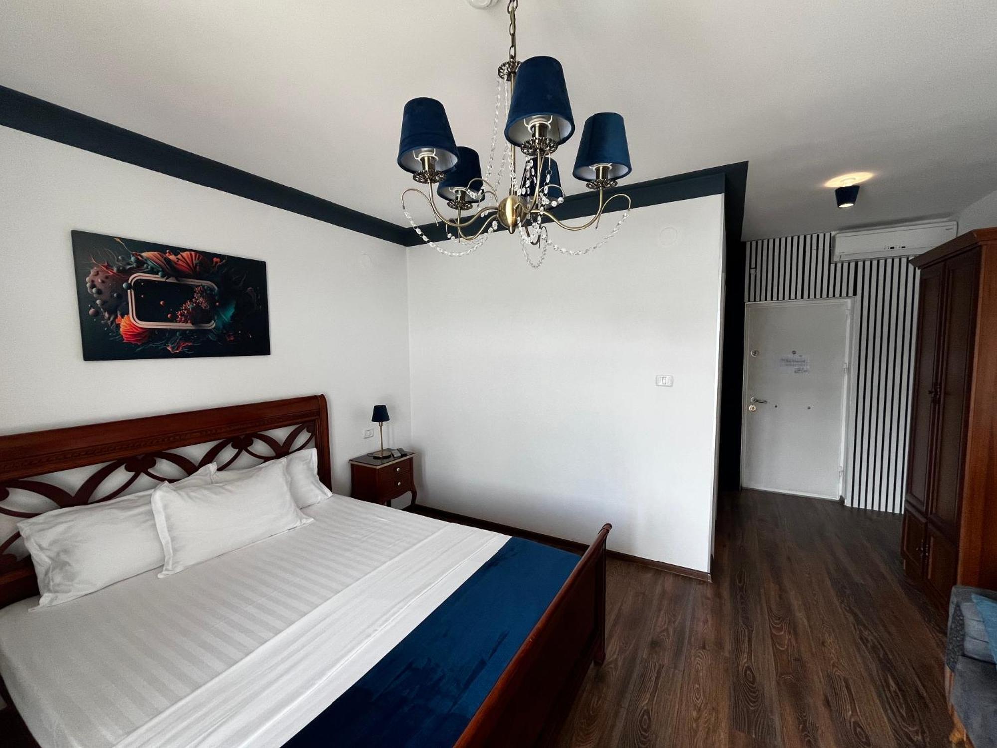 Riviera 990 - Resort & Restaurant Ieşelniţa Dış mekan fotoğraf