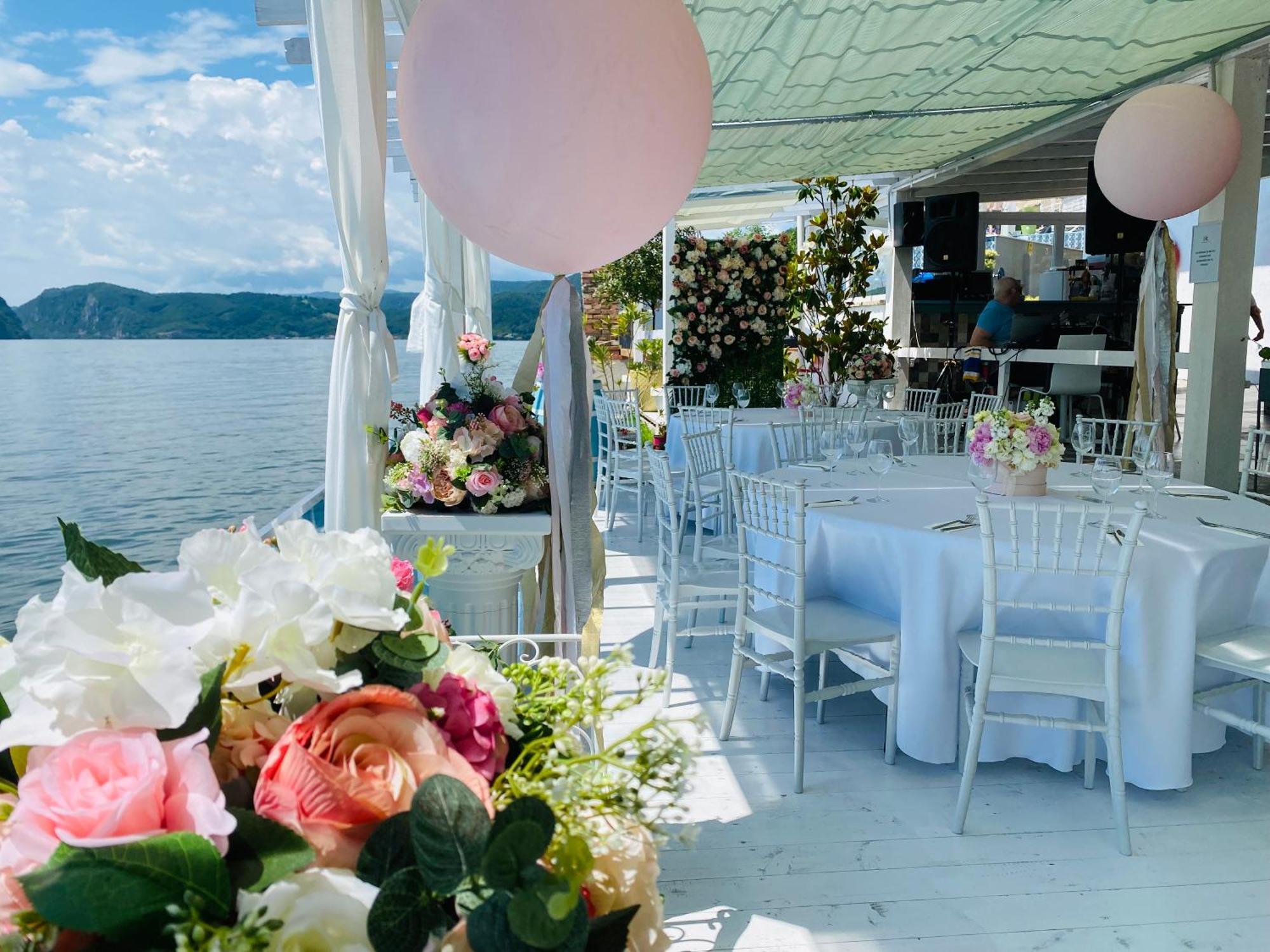 Riviera 990 - Resort & Restaurant Ieşelniţa Dış mekan fotoğraf