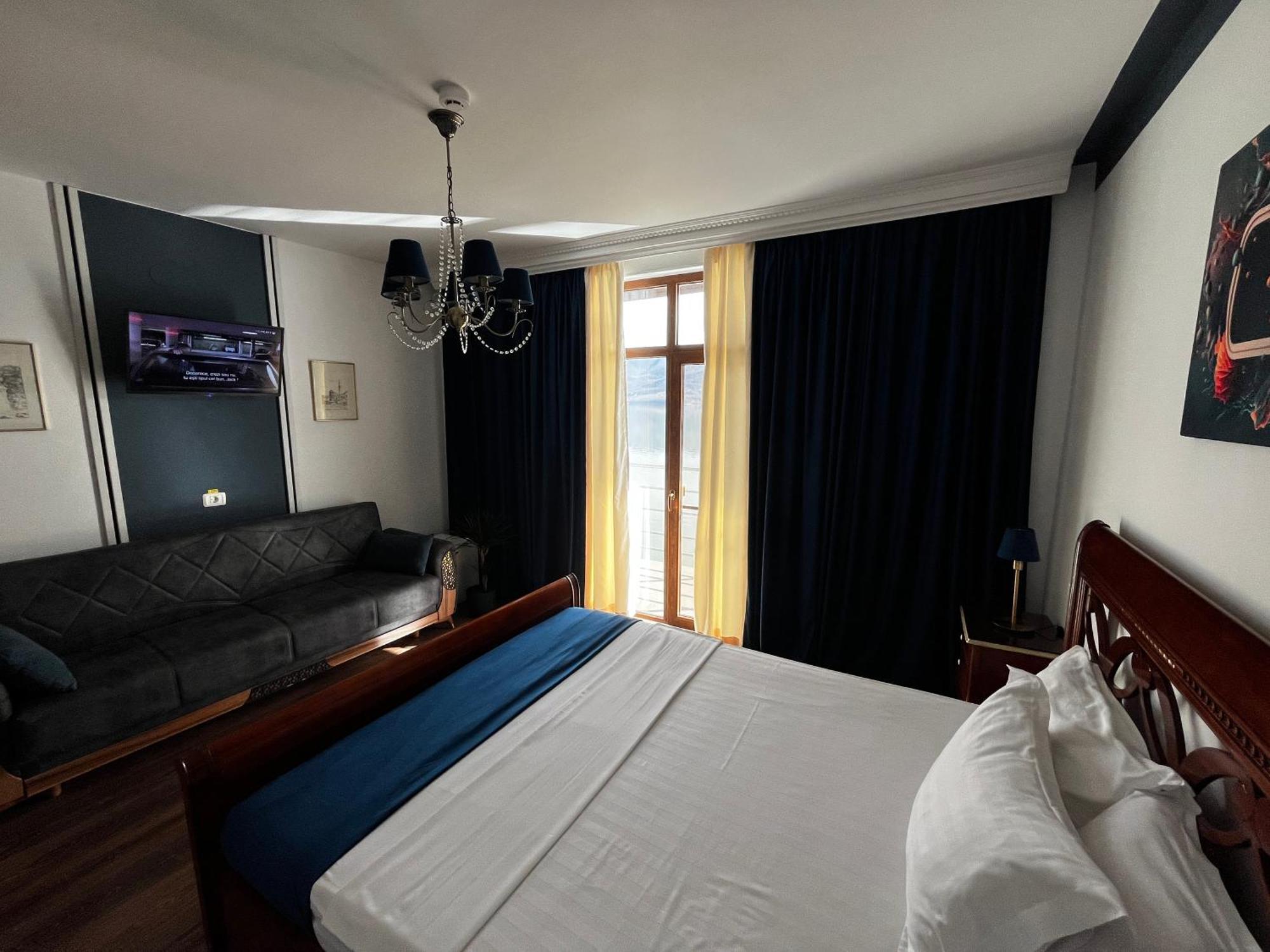 Riviera 990 - Resort & Restaurant Ieşelniţa Dış mekan fotoğraf