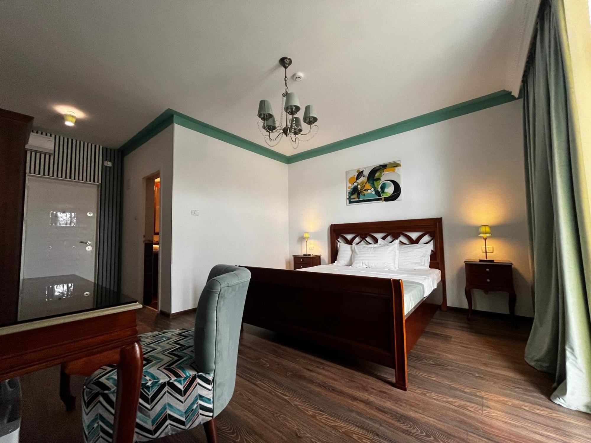 Riviera 990 - Resort & Restaurant Ieşelniţa Dış mekan fotoğraf