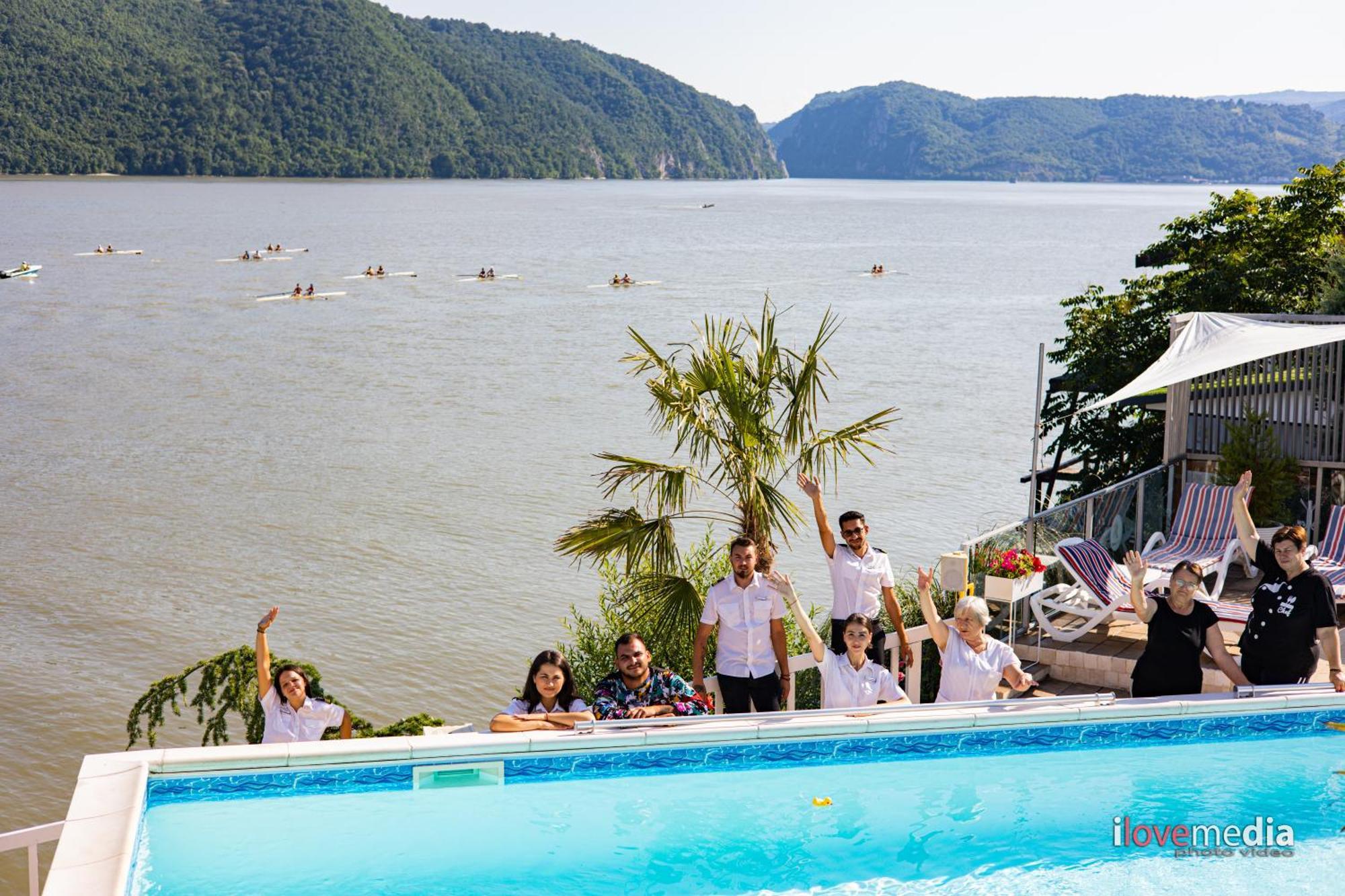 Riviera 990 - Resort & Restaurant Ieşelniţa Dış mekan fotoğraf